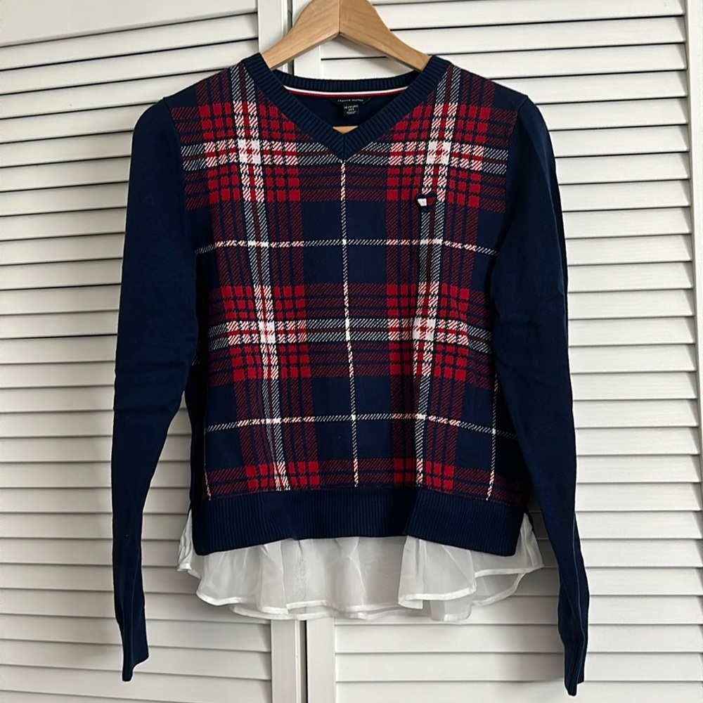 TOMMY HILFIGER Great Condition Never Worn Girls Pullover V-Neck Sweater